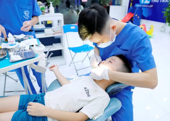 chăm sóc răng miệng cho trẻ