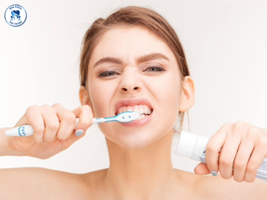 vệ sinh răng miệng phòng chống dịch covid 19